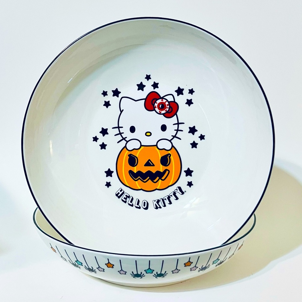 Hello Kitty Halloween Deep Dish Pasta Bowls